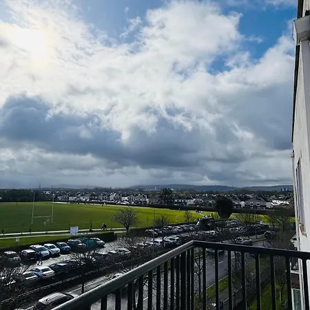 Finnstown Hall- Private In Shared With The Host Dublin