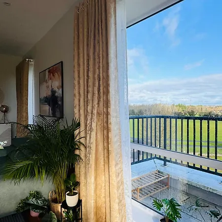 Finnstown Hall- Private In Shared With The Host Dublin