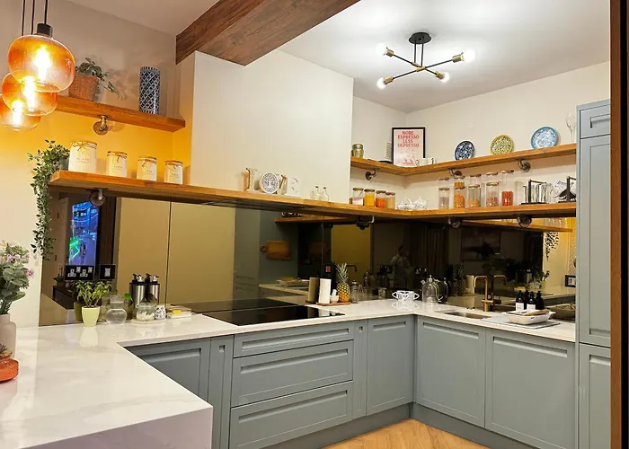 Finnstown Hall- Private In Shared With The Host *