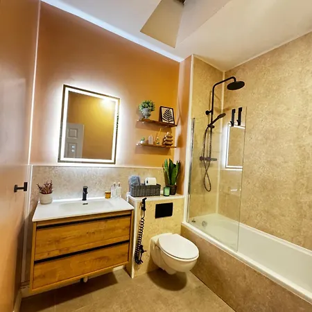 Finnstown Hall- Private In Shared With The Host Pansiyon Dublin