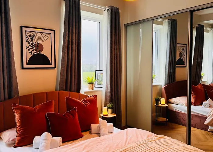 Finnstown Hall- Private In Shared With The Host Quarto em Acomodações Particulares *