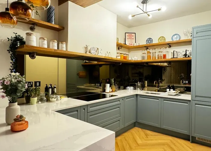 Finnstown Hall- Private In Shared With The Host